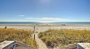 'Eye Sea Blue' Holden Beach Home - Steps To Shore - Image 5