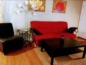Short North/OSU Pet Friendly - Image 4