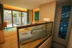 RESORTS WORLD SENTOSA - BEACH VILLAS - Image 2