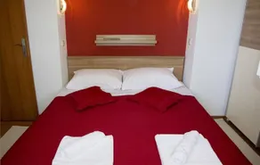Apartments Deak Komarna - Image 4