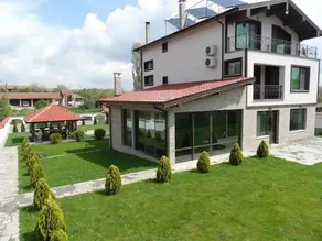 Guest House Heaven - Image 2