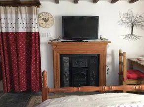Harvest Cottage - Image 2