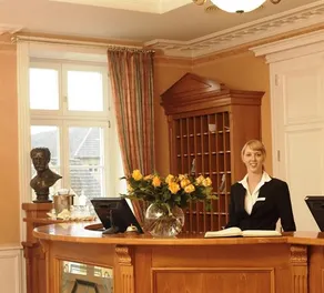Landhotel Schloss Teschow - Image 3