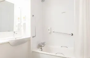Travelodge Stirling M80 - Image 3