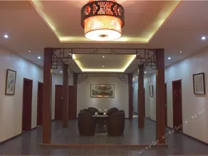 Yan'an Heritage Cave Hotel - Image 4