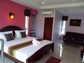 Lanta Riviera Villa Resort - Image 4