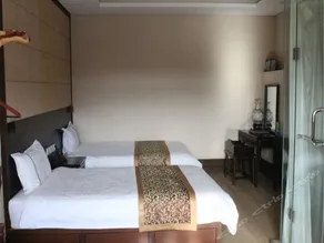 Jiucheng Palace Courtyard Inn - Image 3