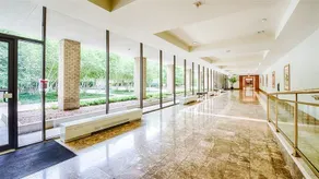Reagan Airport Apartment - Image 3