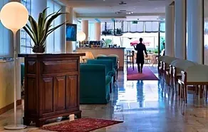 Ruhl Beach Hotel Suites - Image 3