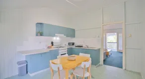 Pleasant Place to stay near the Park + FREE WiFi - Image 2