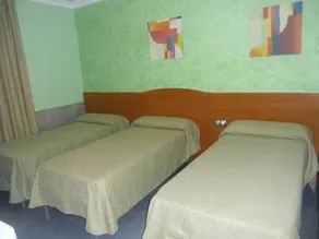 Hostal San Vicente I - Image 5