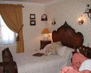 Highland Cottage - Image 2