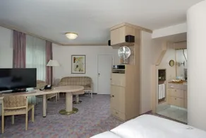 Best Western Trend Hotel - Image 2
