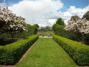 OAKFIELD GUESTHOUSE - Image 5