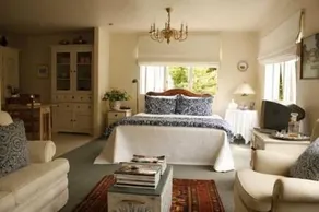 Bed of Roses - Image 3