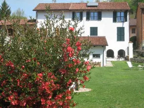 CHARMING COUNTRY HOUSE - Image 2