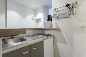 Jusqu à 6 Personnes Au Coeur du Vieux Lyon - Image 5