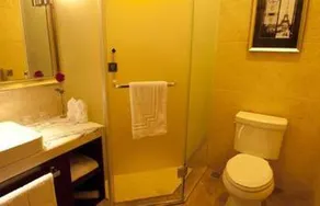 Piaget Hotel - Image 2