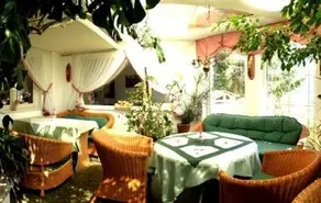 Hotel White Mountain - Image 2