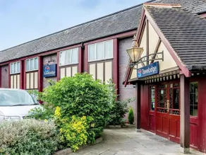Travelodge Stoke-on-Trent Trentham - Image 5