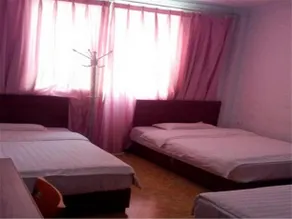 April Day Business Hotel - Image 4