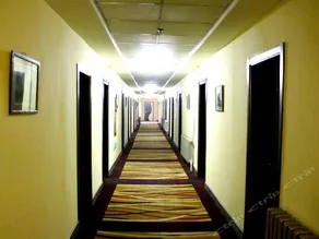 Hexing Esports Hotel (Central Avenue Baroque Branch) - Image 2