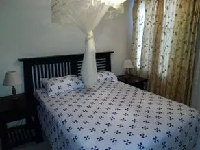 Lovely 1 Bedroom Apartment - Image 2