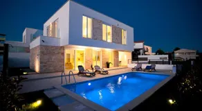 Villa White Marble - Image 3