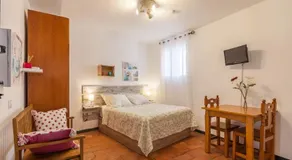Apartamentos Gadi Corral Siglo XVI - Image 2