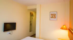 Home Inn Jining Jiaxiang Coach Station - Image 2