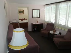 Tiszaligeti Motel & Camping - Image 3