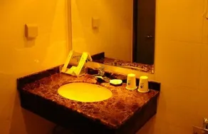 GreenTree Inn Guiyang Xiaoshizi Hotel - Image 3