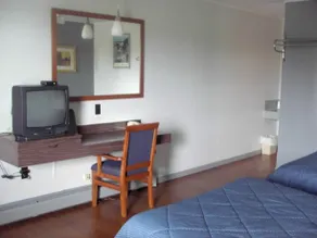 Motel Leo - Image 5