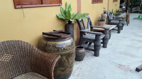 Fasai Antique Homestay Near BRT - Image 5