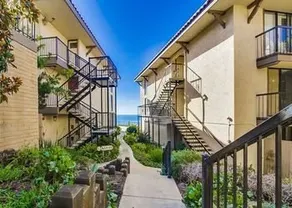 Fantastic Beachfront - 2 Br Condo - Image 2