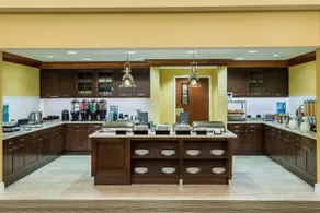 Larkspur Landing Extended Stay Suites St. Louis Riverport- Airport West - Image 2