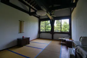 Le Lotus Bleu - Image 4
