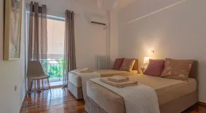 Athenian Apartment - Image 5