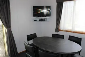 Riverglade Caravan Park - Image 5