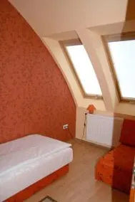 Udvarház Apartman - Image 3
