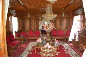 H B Raj Mahal - Image 3