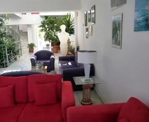 Hotel M - Image 3