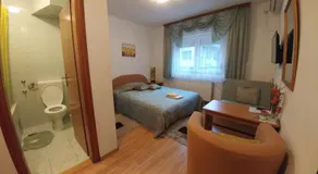 Vila San - Image 2