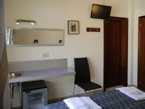 Hotel Raffaella Cervia - Image 4