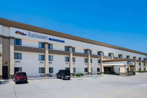 Baymont by Wyndham Champaign - Image 2