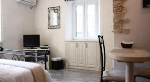 Old Town Apartment - Image 4