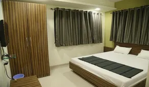 Hotel Dhruva - Image 3