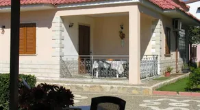 Agréable villa avec barbecue | À côté de la plage - Image 3