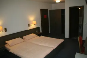 Dortmunder Eck "IKAROS" Hotel-Restaurant - Image 2