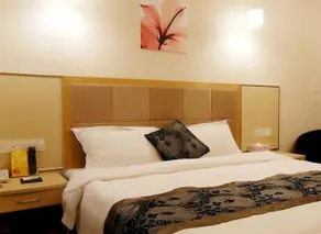 Sha Tou Jiao Hotel - Image 2
